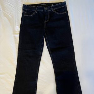 Liverpool Kennedy Straight Leg Jean 6P